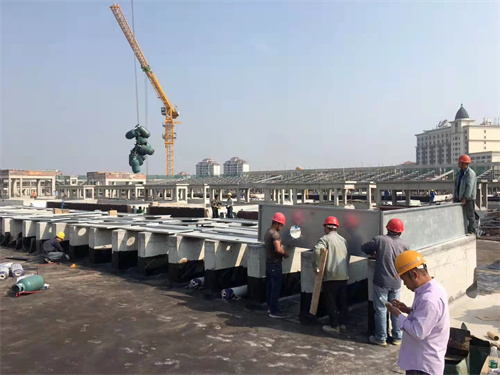 冷卻塔的制冷效率高及所占空間范圍小？